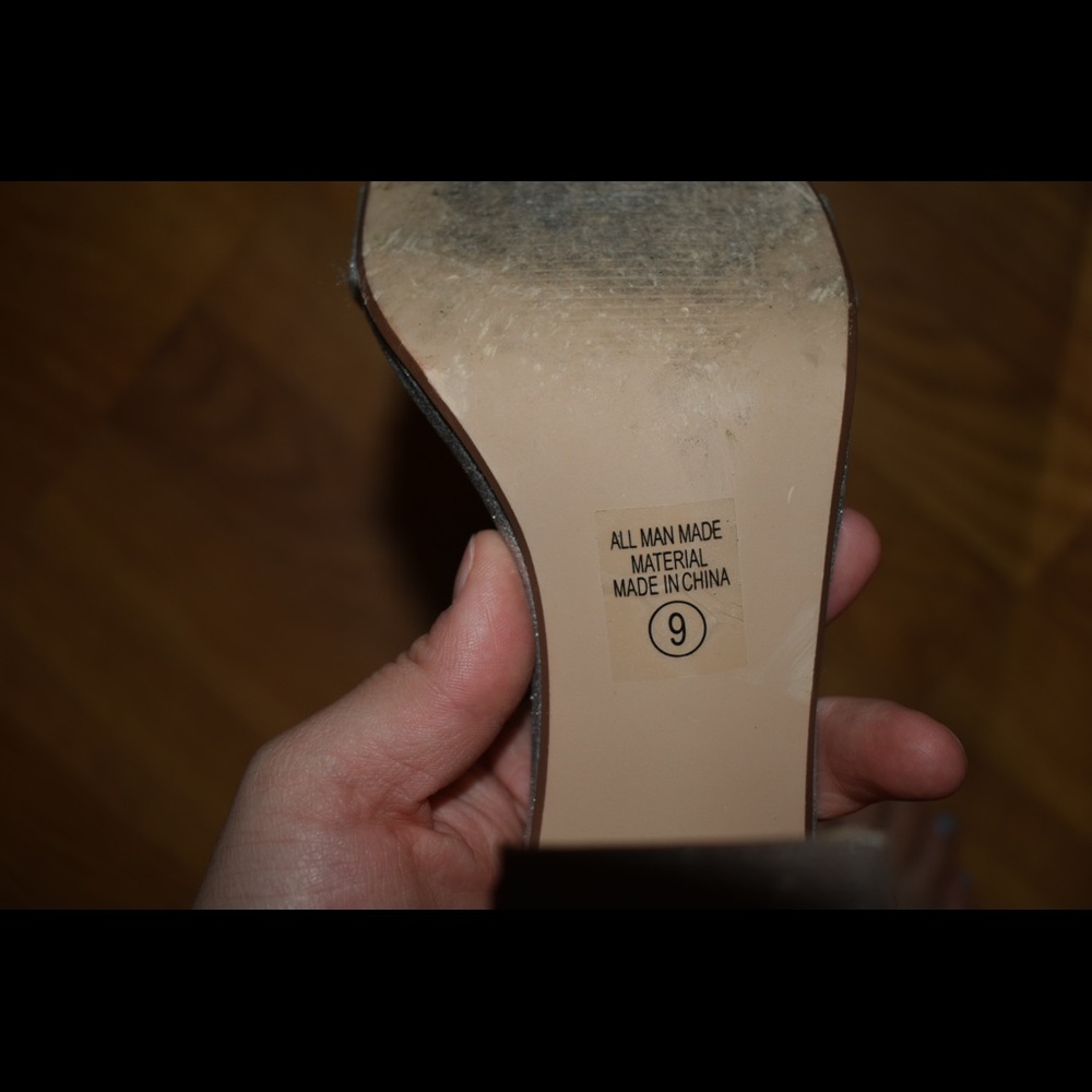 Sliver heels - Picture 2 of 3